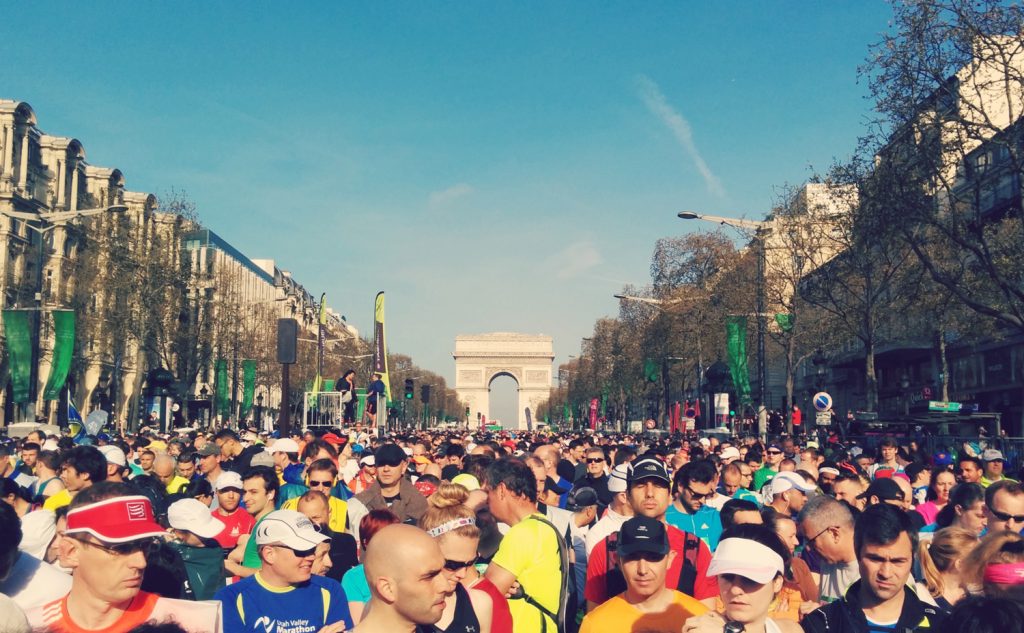 départ-champs-elysees